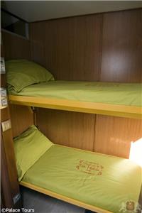double bunkbed compartment