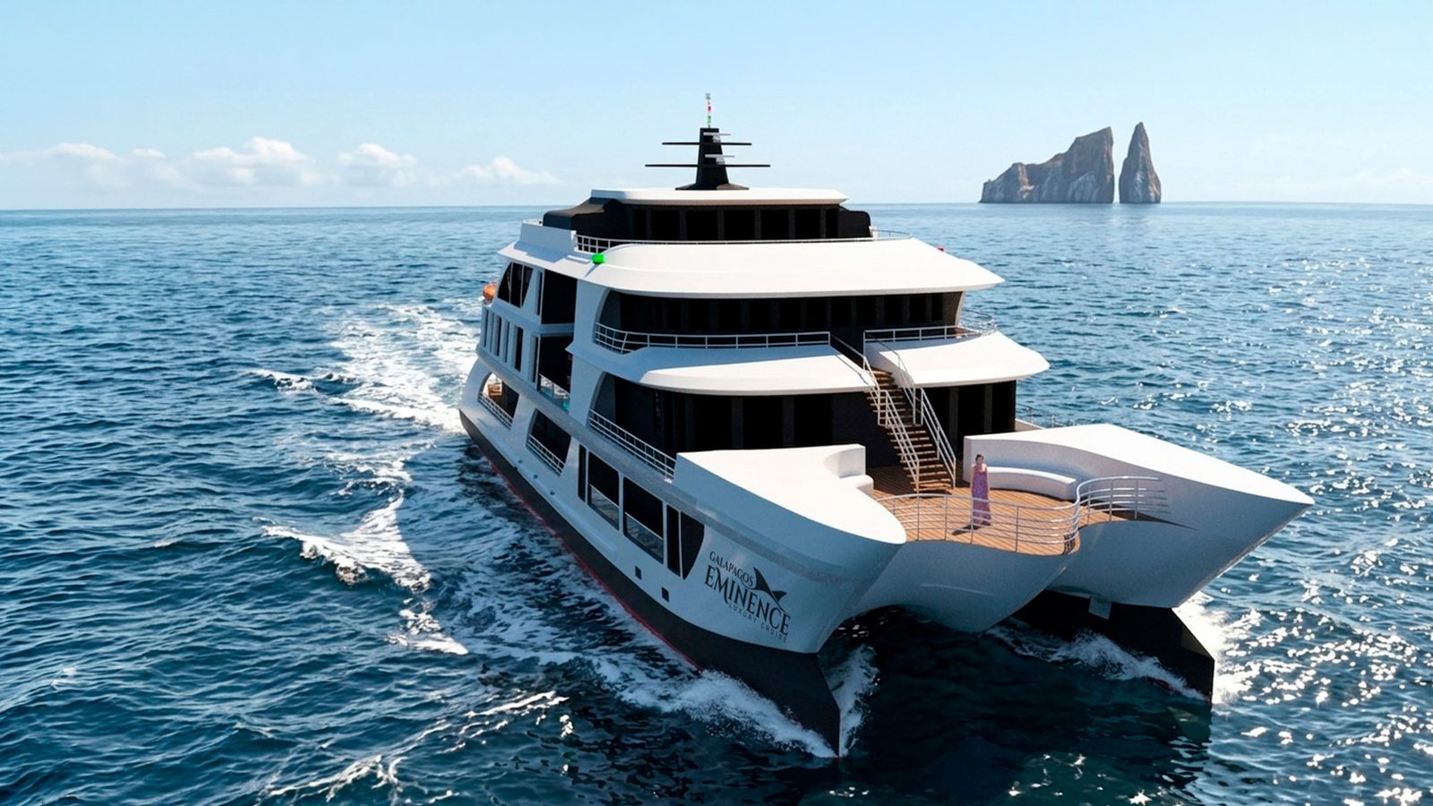 M/C Eminence - Exterior