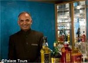 The bar on board Palace on Wheels