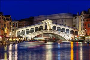 Night Falls in Wonderful Venice