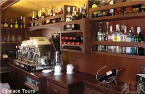 El Transcantabrico Gran Lujo on board bar