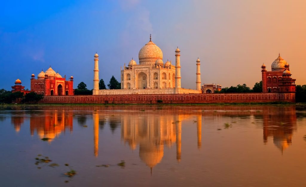 Taj Mahal, India: Luxury Palace Tours & Reflections