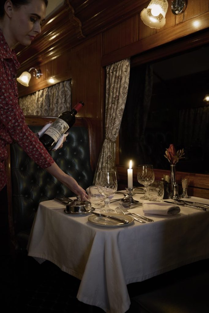 RVR CARS DINING 20 EY at Rovos Rail Public Cars