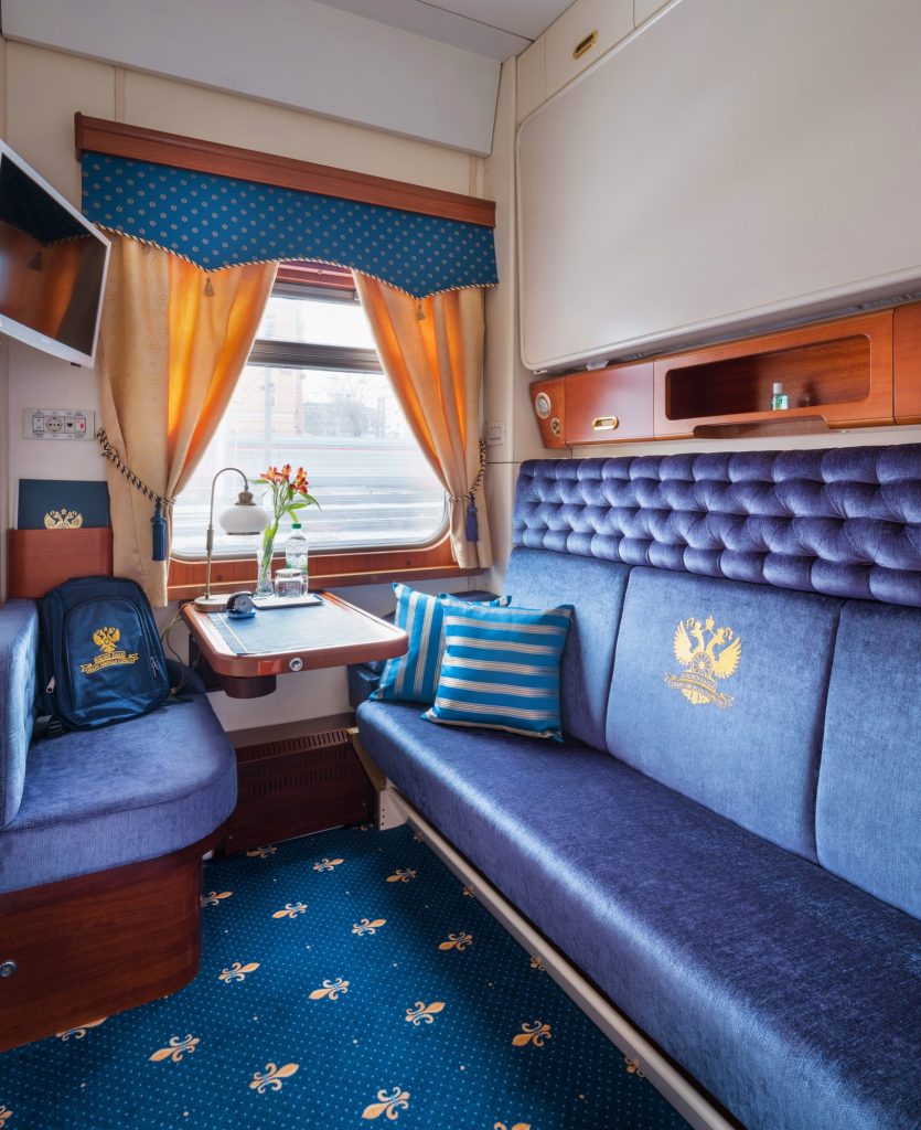 Golden Eagle: a Silver Class cabin