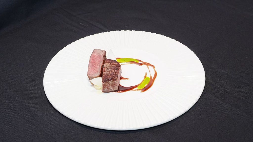 Golden Eagle Silk Road Express: dishes served on board