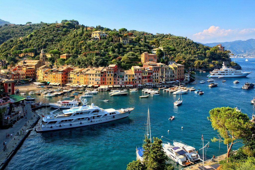 Yachts in Portofino harbour — Portofino, Italy
